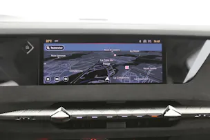 DS Automobiles 4 1.6 E-Tense Ligne Noire