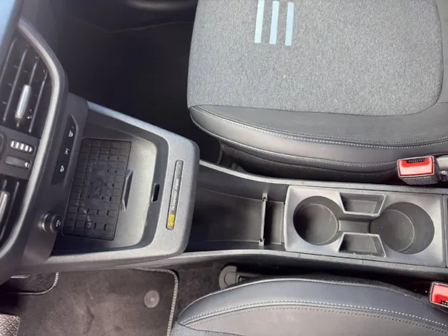 Ford E-Tourneo Courier Active