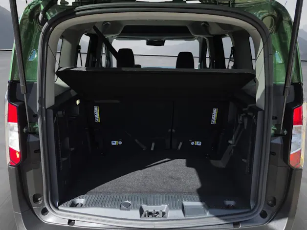 FORD E-Tourneo Courier Active