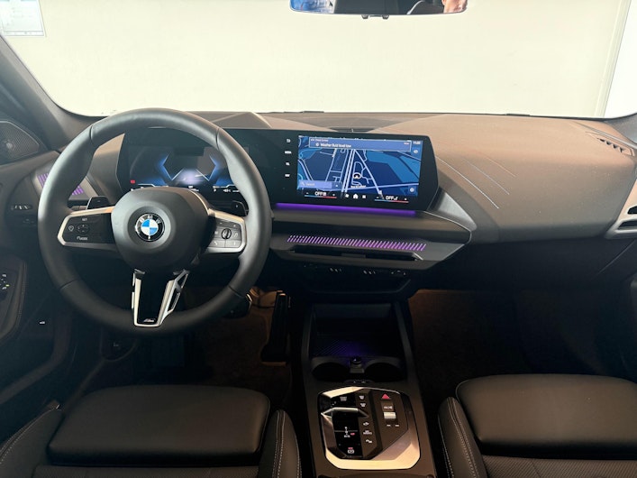 Vehicle image BMW 1 SERIES