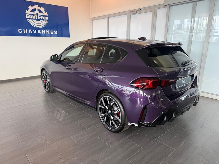 Vehicle image BMW 1 SERIES