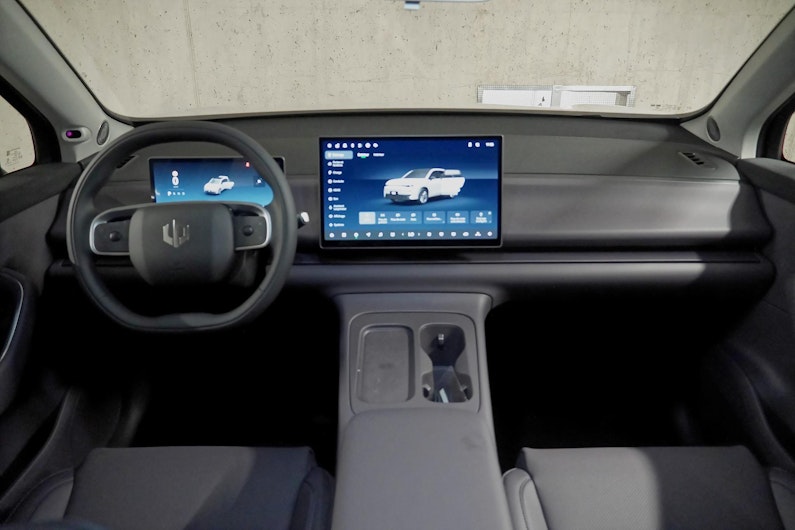 Vehicle image LEAPMOTOR C10