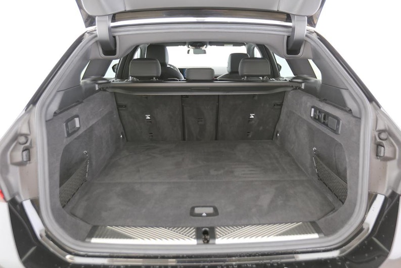 Vehicle image BMW 5 SERIES