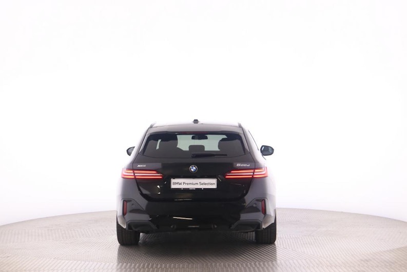 Vehicle image BMW 5 SERIES