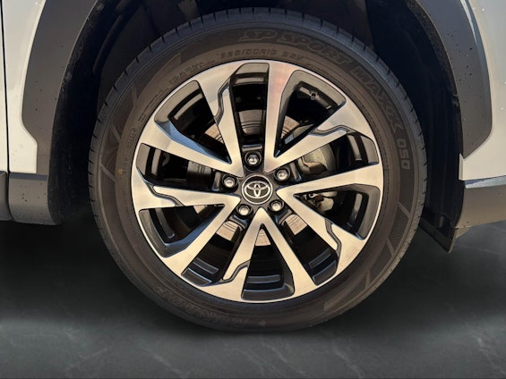 Vehicle image 8