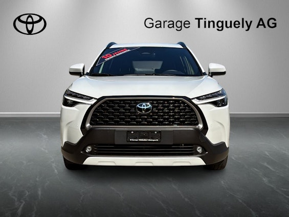 First vehicle image