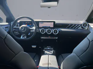 Mercedes-Benz CLA 35 AMG 4matic Shooting Brake