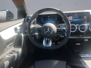 Mercedes-Benz CLA 35 AMG 4matic Shooting Brake