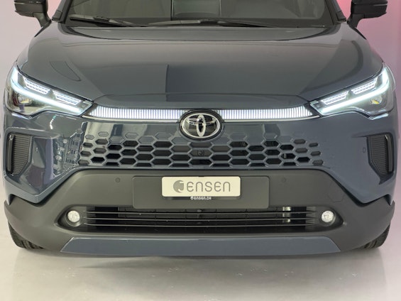 Vehicle image 17 Vehicle image 17