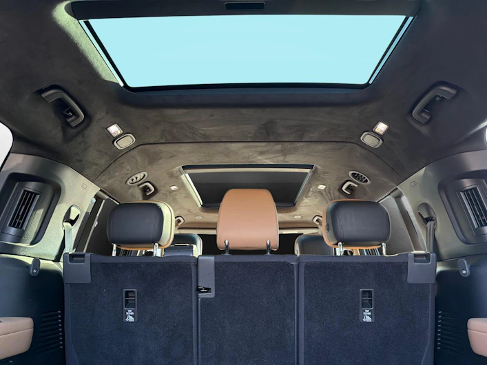 image du véhicule LAND ROVER DEFENDER