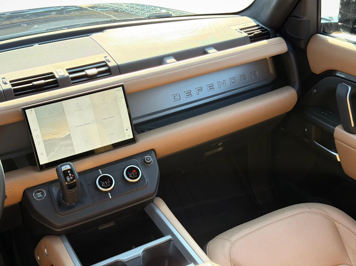 image du véhicule LAND ROVER DEFENDER