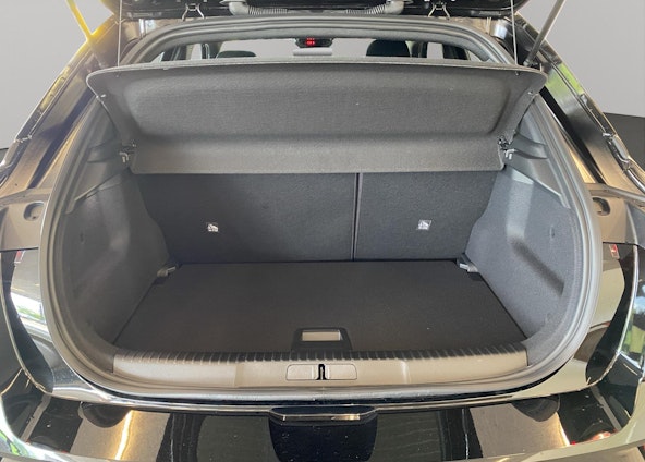 Vehicle image 13 Vehicle image 13