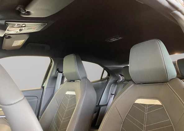 Vehicle image 6 Vehicle image 6