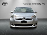 First vehicle image