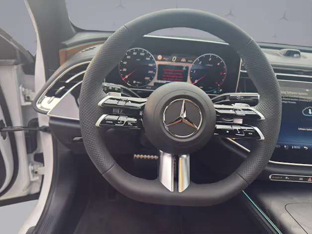 Mercedes-Benz E 220 d AMG Line 4matic Kombi