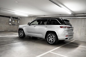 Vehicle image JEEP Grand Cherokee 2.0 Turbo Summit Reserve 4xe