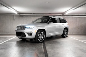 Vehicle image JEEP Grand Cherokee 2.0 Turbo Summit Reserve 4xe