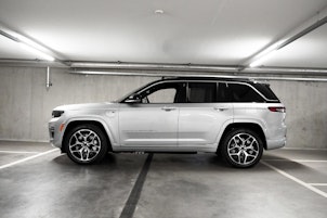 Vehicle image JEEP Grand Cherokee 2.0 Turbo Summit Reserve 4xe