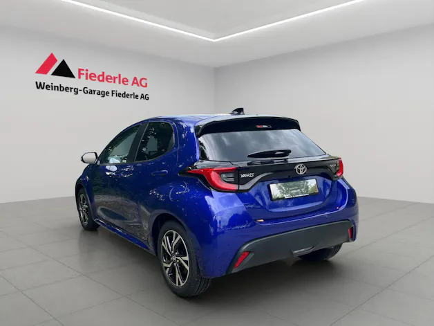 Toyota Yaris 1.5 VVT-i HSD Trend