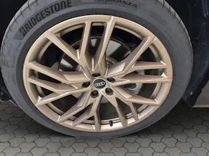 AUDI Q4 e-tron 45 Attraction quattro