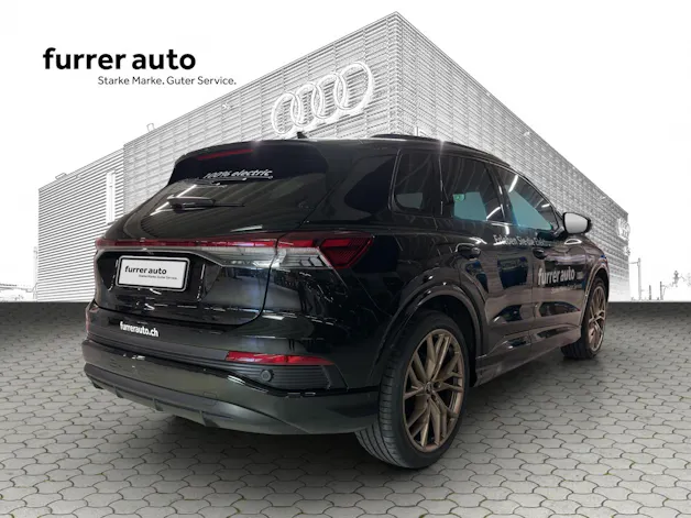 AUDI Q4 e-tron 45 Attraction quattro