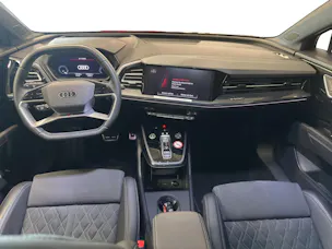 AUDI Q4 e-tron 45 Attraction quattro