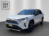 First vehicle image