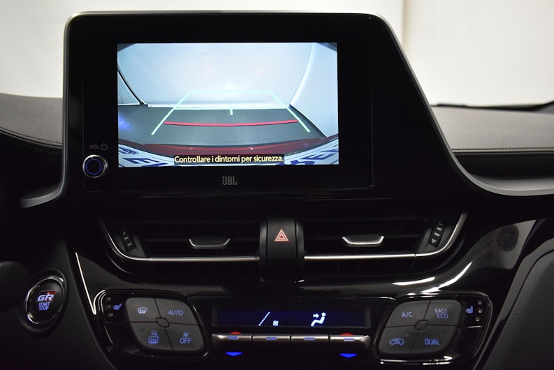 Vehicle image TOYOTA C-HR