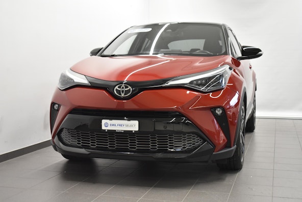 First vehicle image