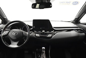 Vehicle image TOYOTA C-HR 2.0 VVTi HSD GR Sport