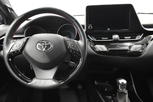 Vehicle image TOYOTA C-HR 2.0 VVTi HSD GR Sport