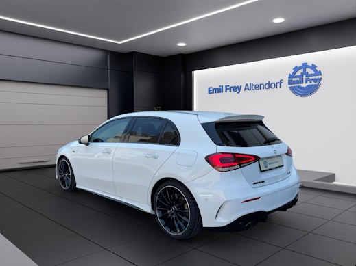 MERCEDES-BENZ A 35 AMG 4matic 3
