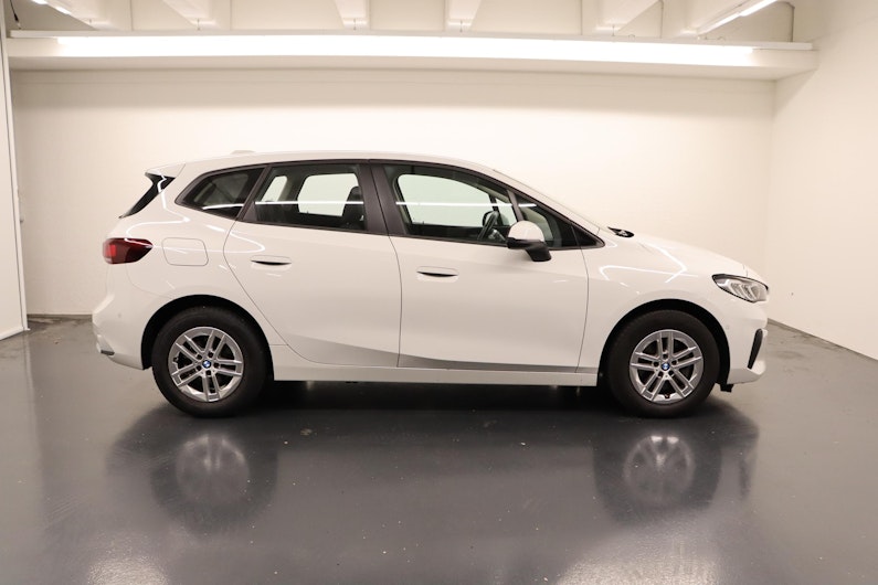 Vehicle image BMW 2 SERIES