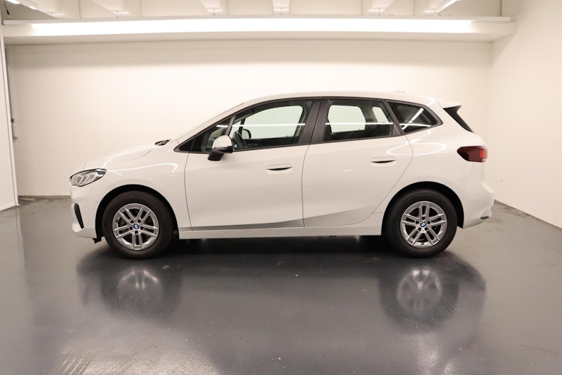 Vehicle image BMW 2 SERIES