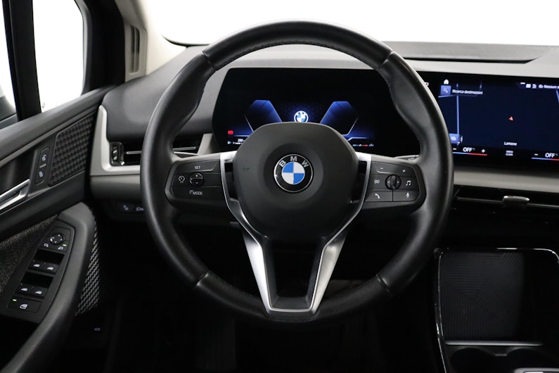 Vehicle image BMW 2 SERIES