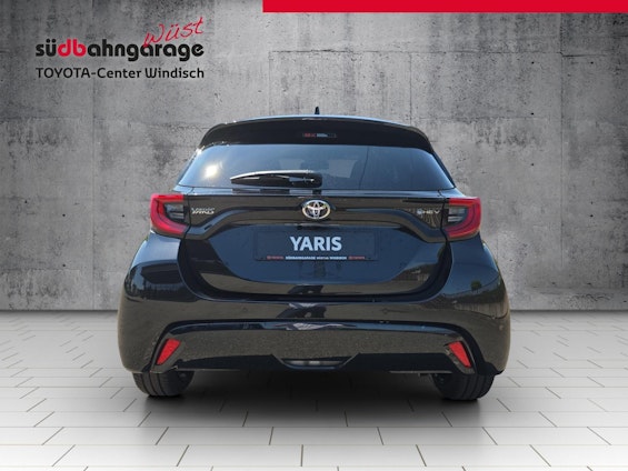 Vehicle image 13 Vehicle image 13