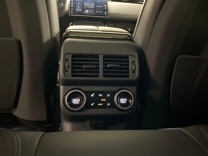 image du véhicule LAND ROVER RANGE ROVER VELAR