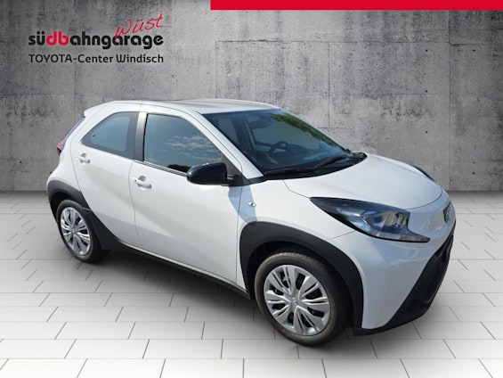 Vehicle image 2 Vehicle image 2