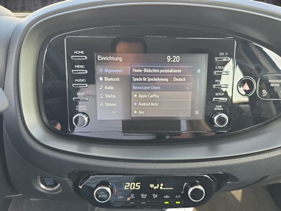 Vehicle image 8 Vehicle image 8