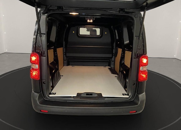 Vehicle image 12 Vehicle image 12