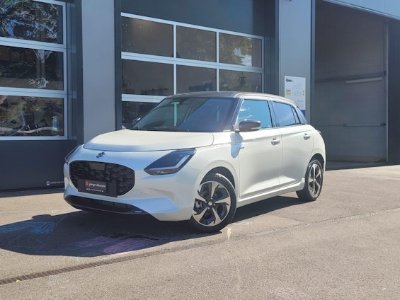 First vehicle image
