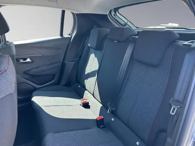Peugeot 208 1.2 Hybrid Style