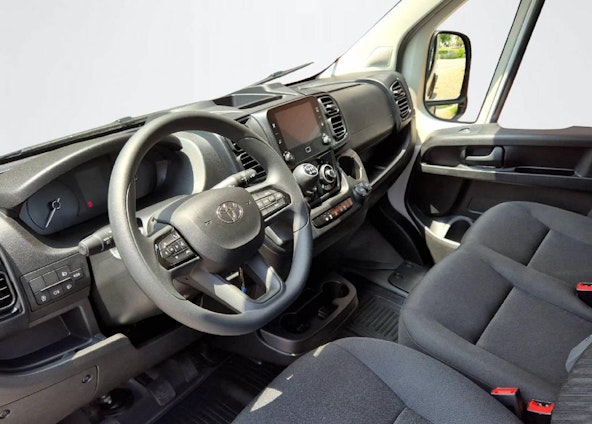 Vehicle image 8 Vehicle image 8