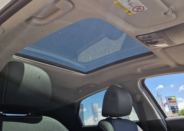 Vehicle image 13 Vehicle image 13