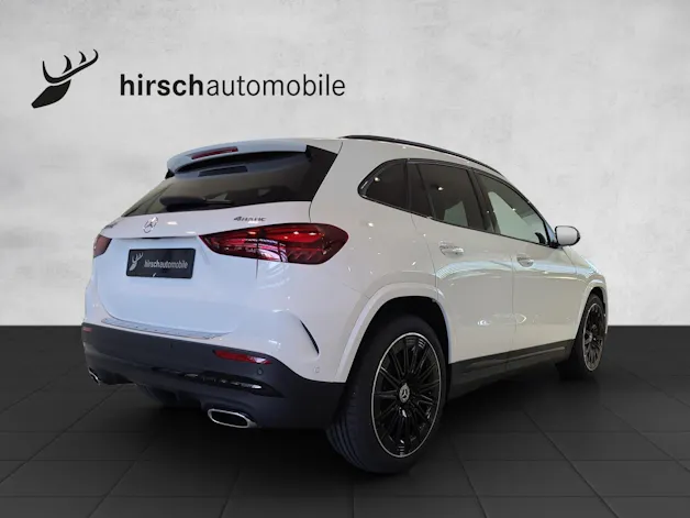 Mercedes-Benz GLA 250 4Matic 8G-DCT Swiss Star