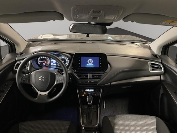 Vehicle image 8