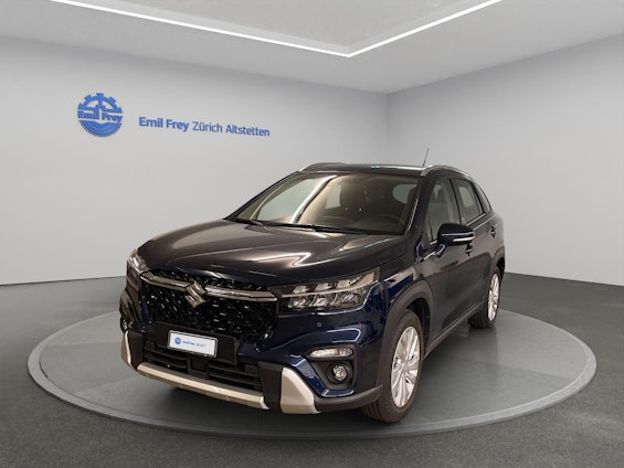 First vehicle image
