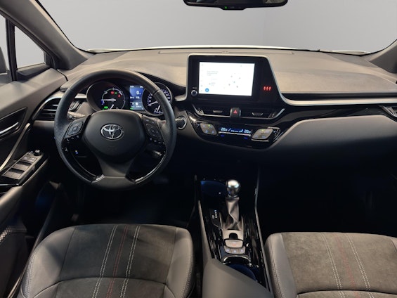 Vehicle image 11