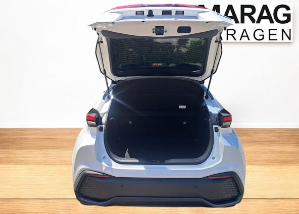 Vehicle image 7 Vehicle image 7