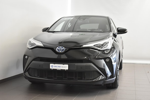 First vehicle image